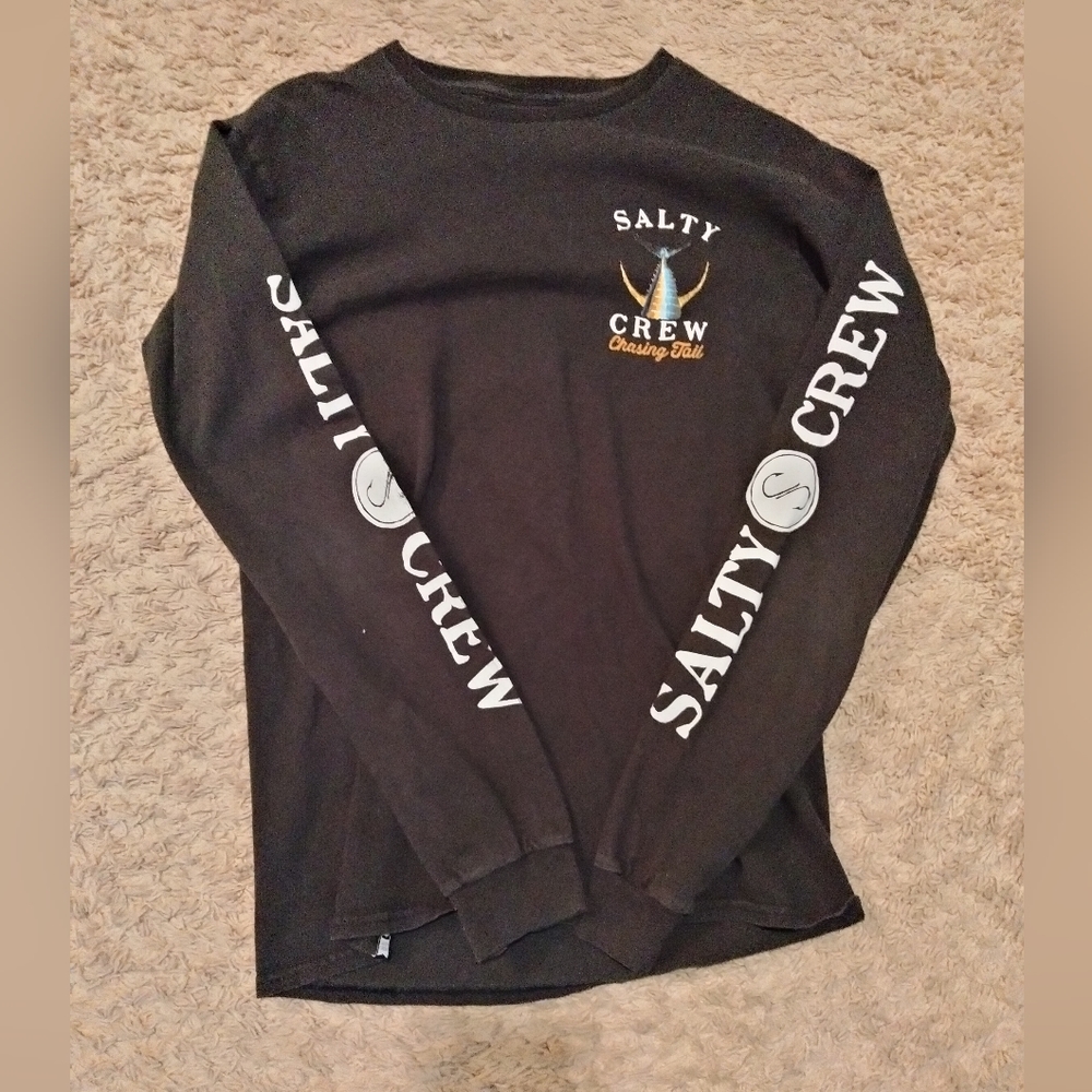 Black Salty Crew long sleeve shirt.